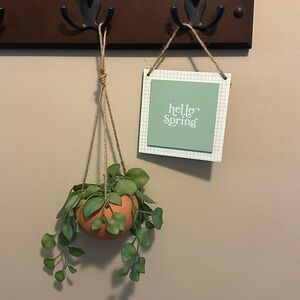 Hello Spring Sign & Mini Planter